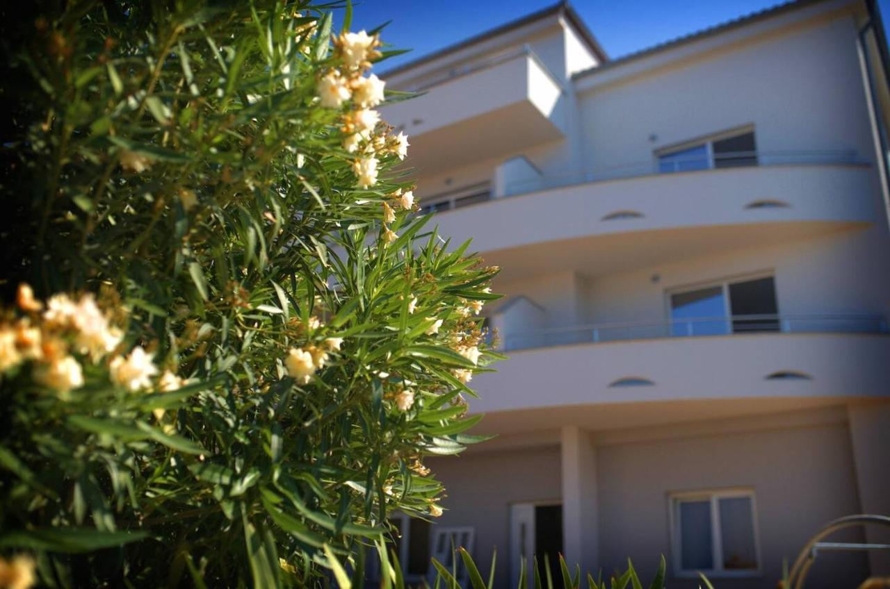 Apartment Avada Novalja Exteriér fotografie
