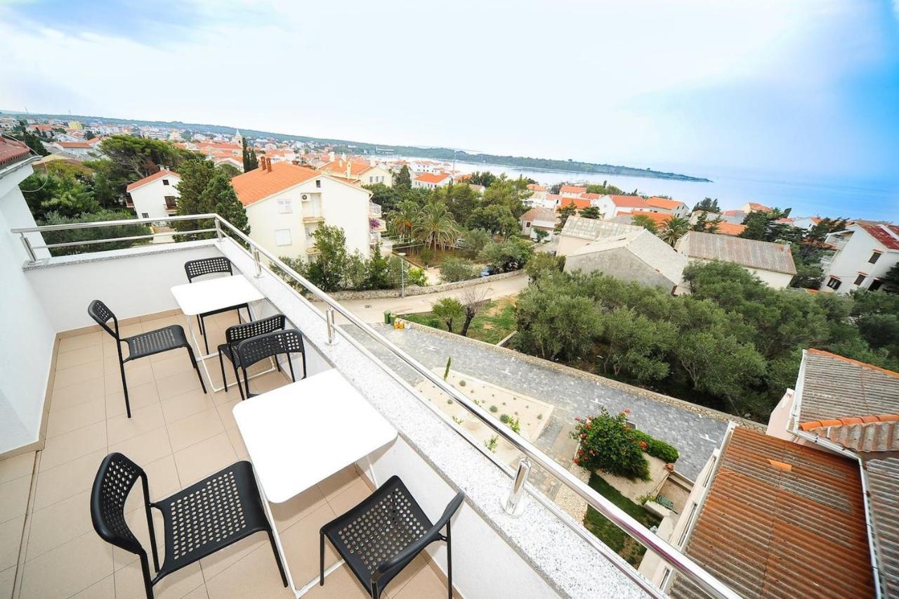 Apartment Avada Novalja Exteriér fotografie